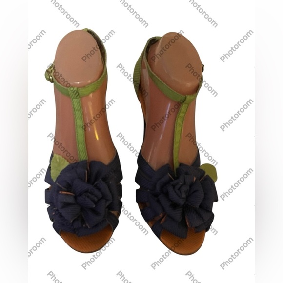Poetic License Floral Toe Heels Shoes Sz 8 1/2 - 9 (39 1/2) - Picture 1 of 14